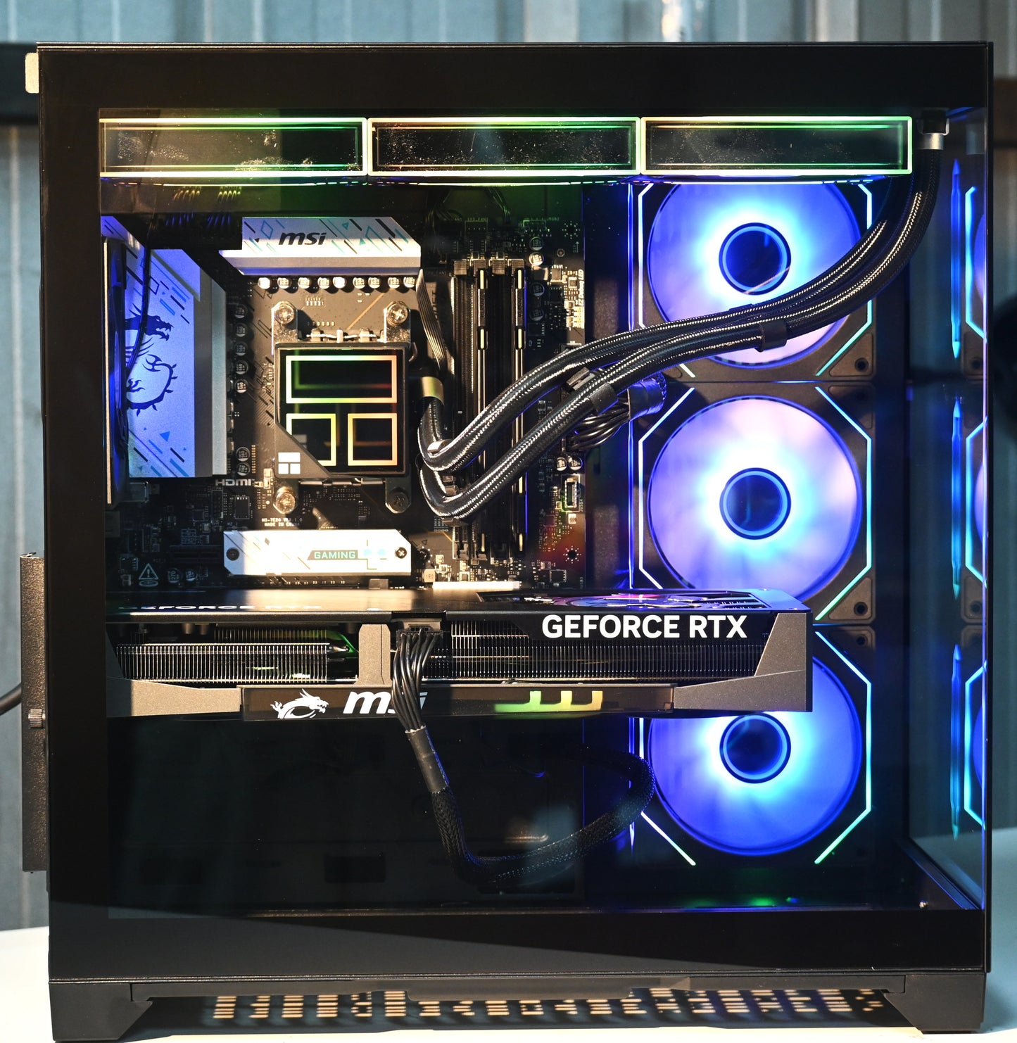 RYZEN 7 9800x3d | RTX 5070