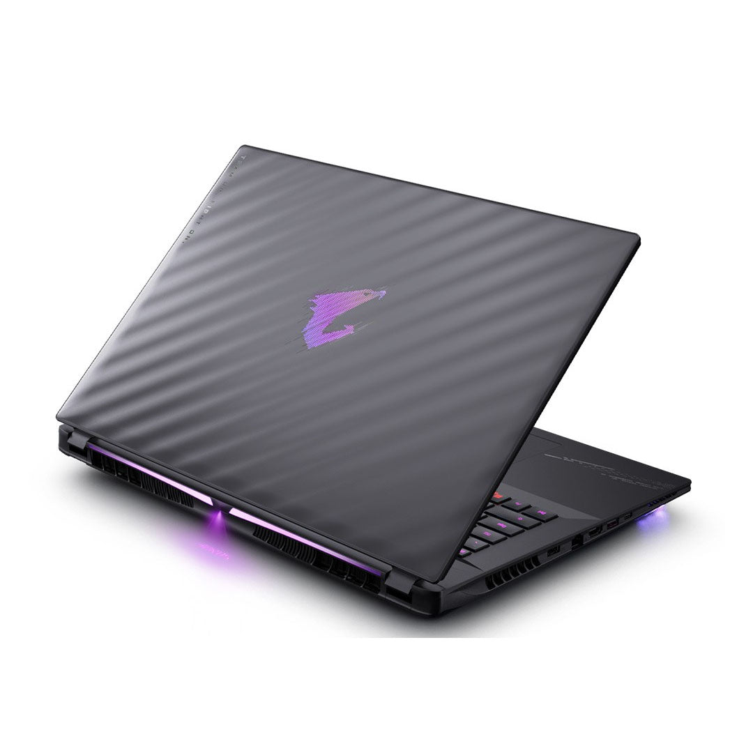 GIGABYTE Aorus Master 18 BZH 18" mini-LED Core Ultra 9 64GB RAM 2TB RTX 5090 Gaming Laptop - Black