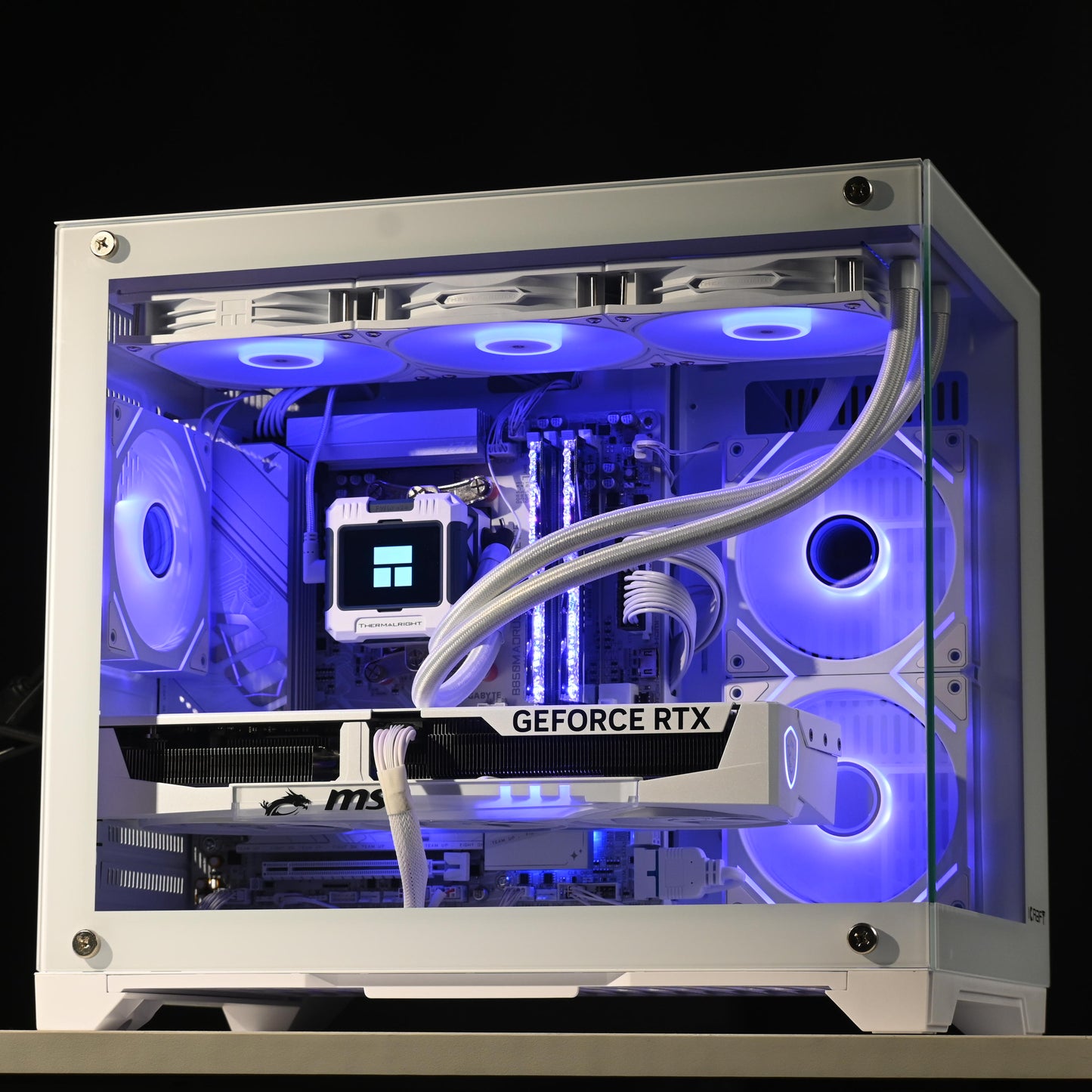 Razen R5 9600x | RTX 5070 Gaming PC