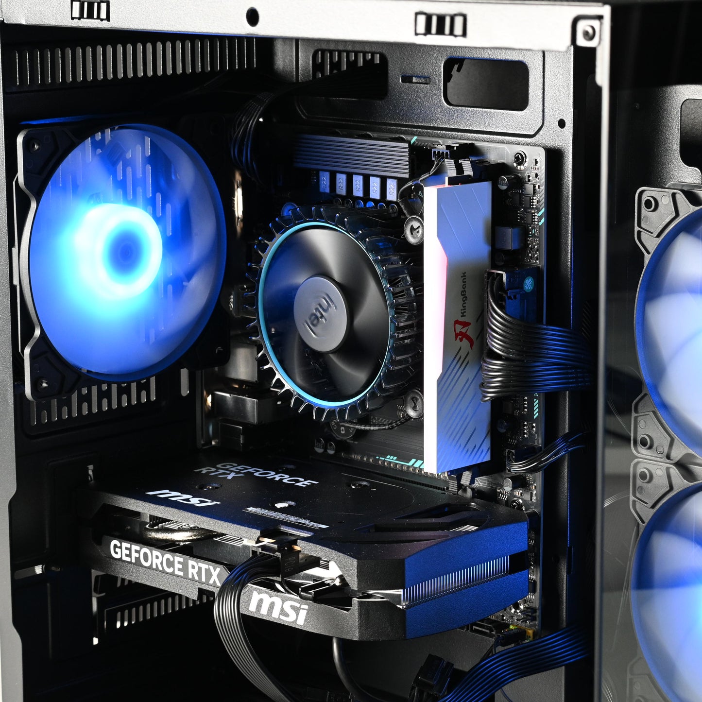 INTEL i5 12400F | RTX 5070